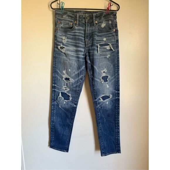 American Eagle Airflex+ blue distressed skinny jeans sz 28/32 - Picture 1 of 4